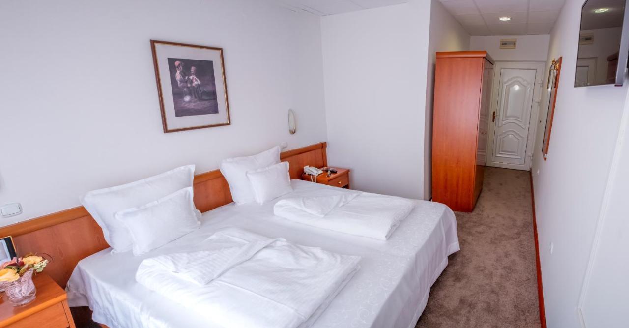 Hotel Integra Doboj Ngoại thất bức ảnh