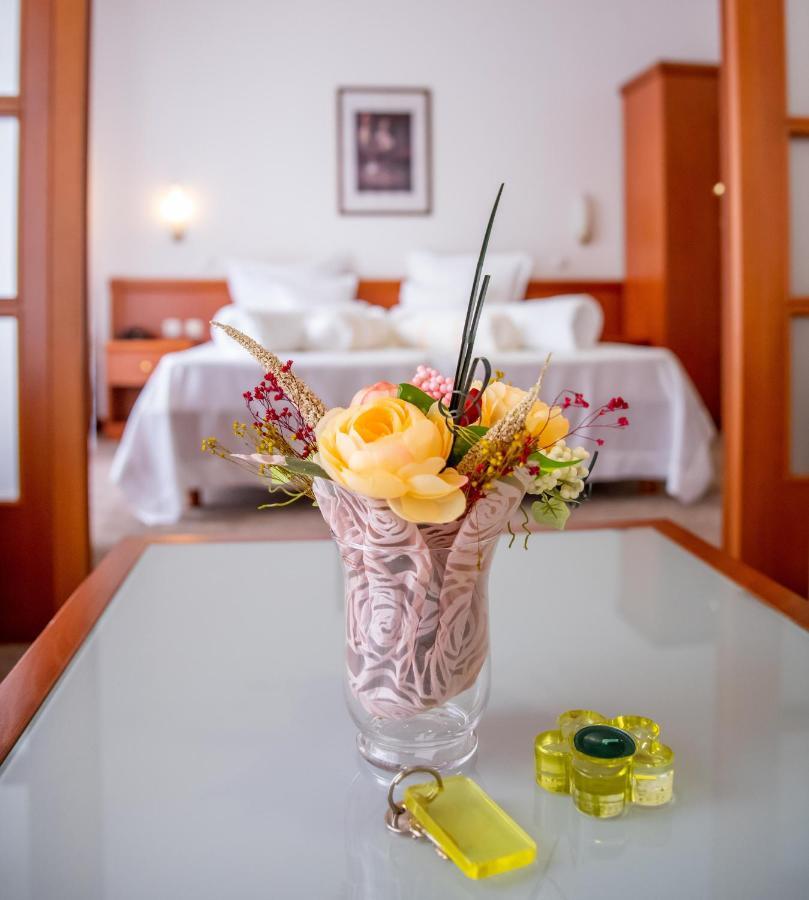 Hotel Integra Doboj Ngoại thất bức ảnh