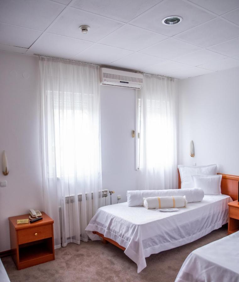Hotel Integra Doboj Ngoại thất bức ảnh